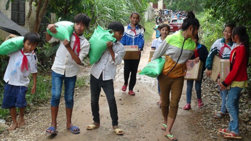 Central provinces receive educational support