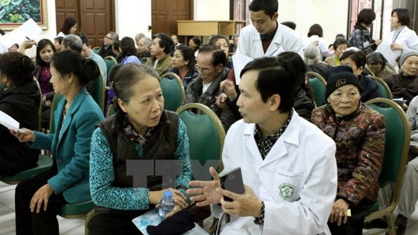 Da Nang works to care for the elderly