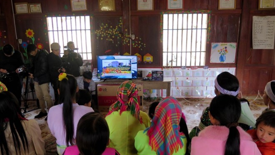 More hamlets in Thai Nguyen get access to electricity