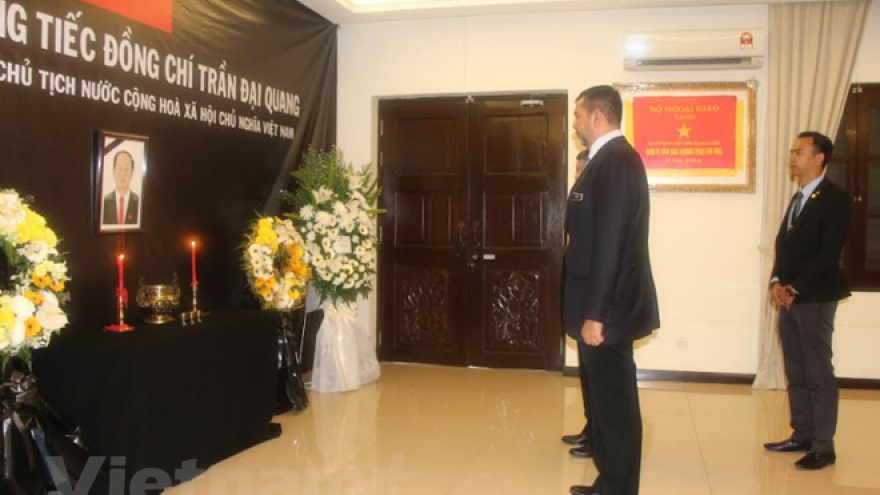Memorial ceremonies for President Quang in Malaysia, Bangladesh, Hong Kong