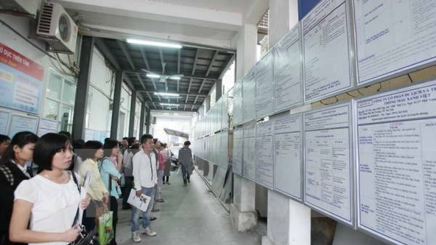 
        Unemployment dips slightly in second quarter
                              