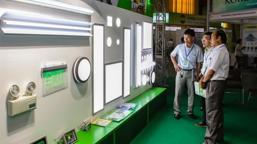 Hai Phong hosts exhibition on energy saving