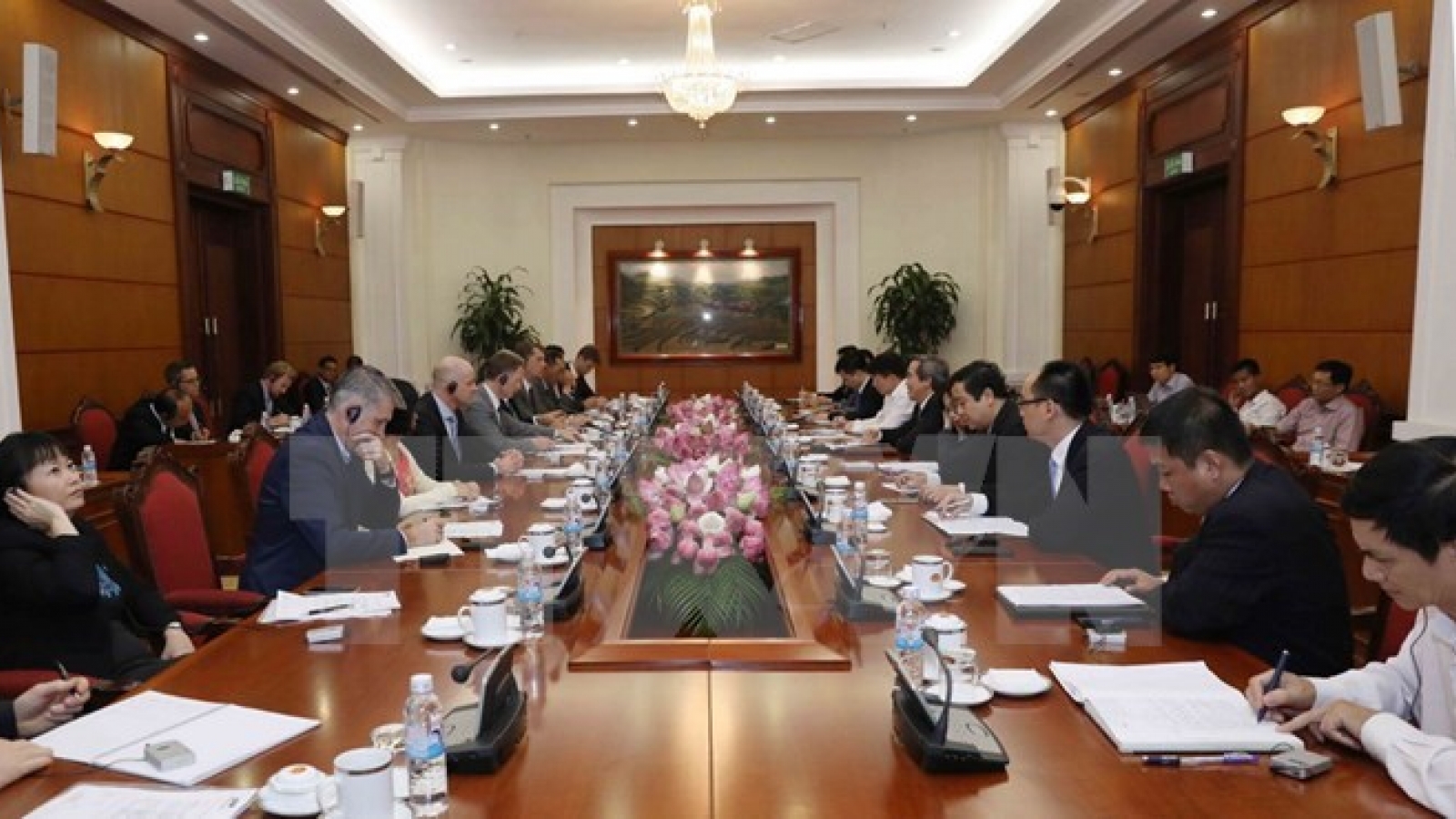 Vietnam woos EuroCham pharmaceutical businesses