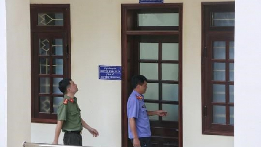 Hoa Binh’s officials get warnings after exam cheating scandal