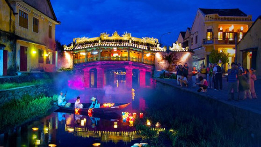 Gorgeous Vietnam through domestic photographers’ lens