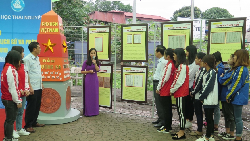 Exhibition on Hoang Sa, Truong Sa archipelagos opens in Thai Nguyen