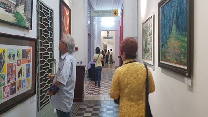 Exhibition honours southern art