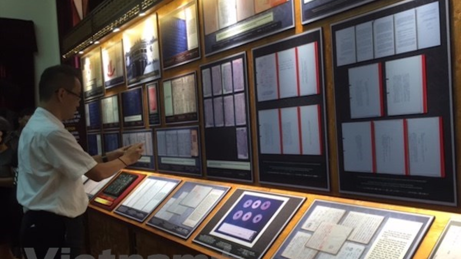 Online exhibition highlights history of Vietnam-Japan ties