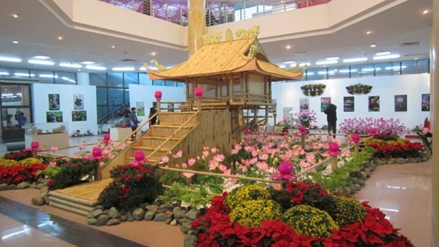 Hanoi exhibition to feature flowers
