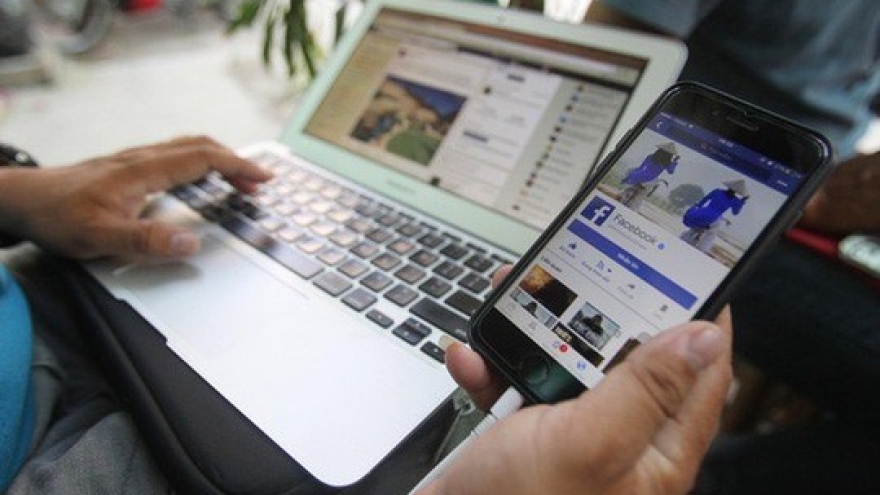 Facebook business to pay five percent revenue tax