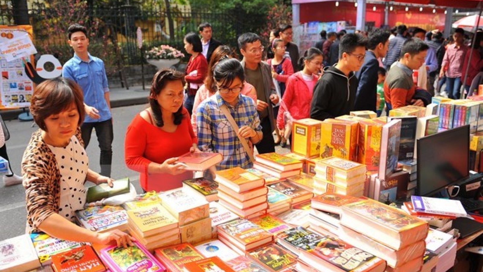 Hanoi leader vows to bring best works to Frankfurt Book Fair
