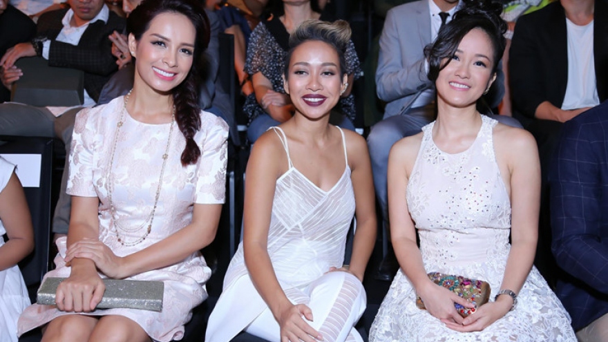 Vietnamese beauties on red carpet at Int’l Fashion Week