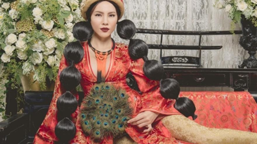 Vietnam fashion displayed in the US