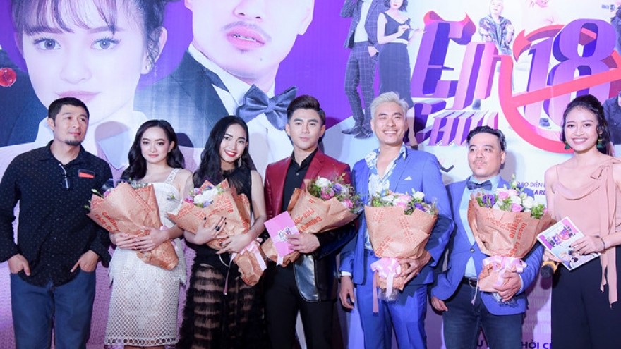 Celebs come out to support ‘Em Chua 18’ premiere