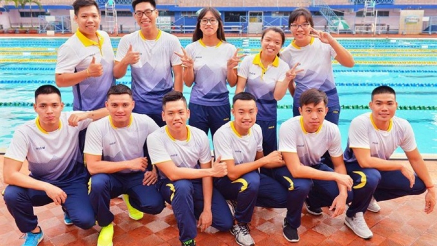 Finswimmers top podiums, set record at Asian championships