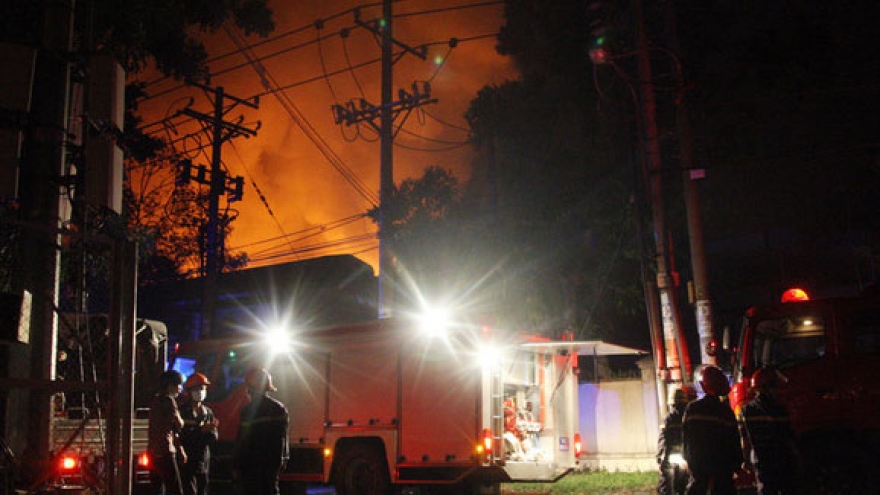 Massive blaze destroys 20 houses in Central Highlands