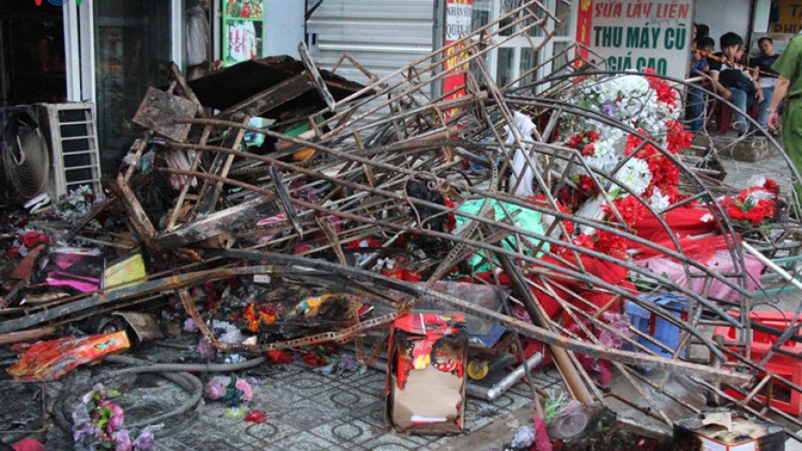 Parents, toddler tragically die in HCM City fire 