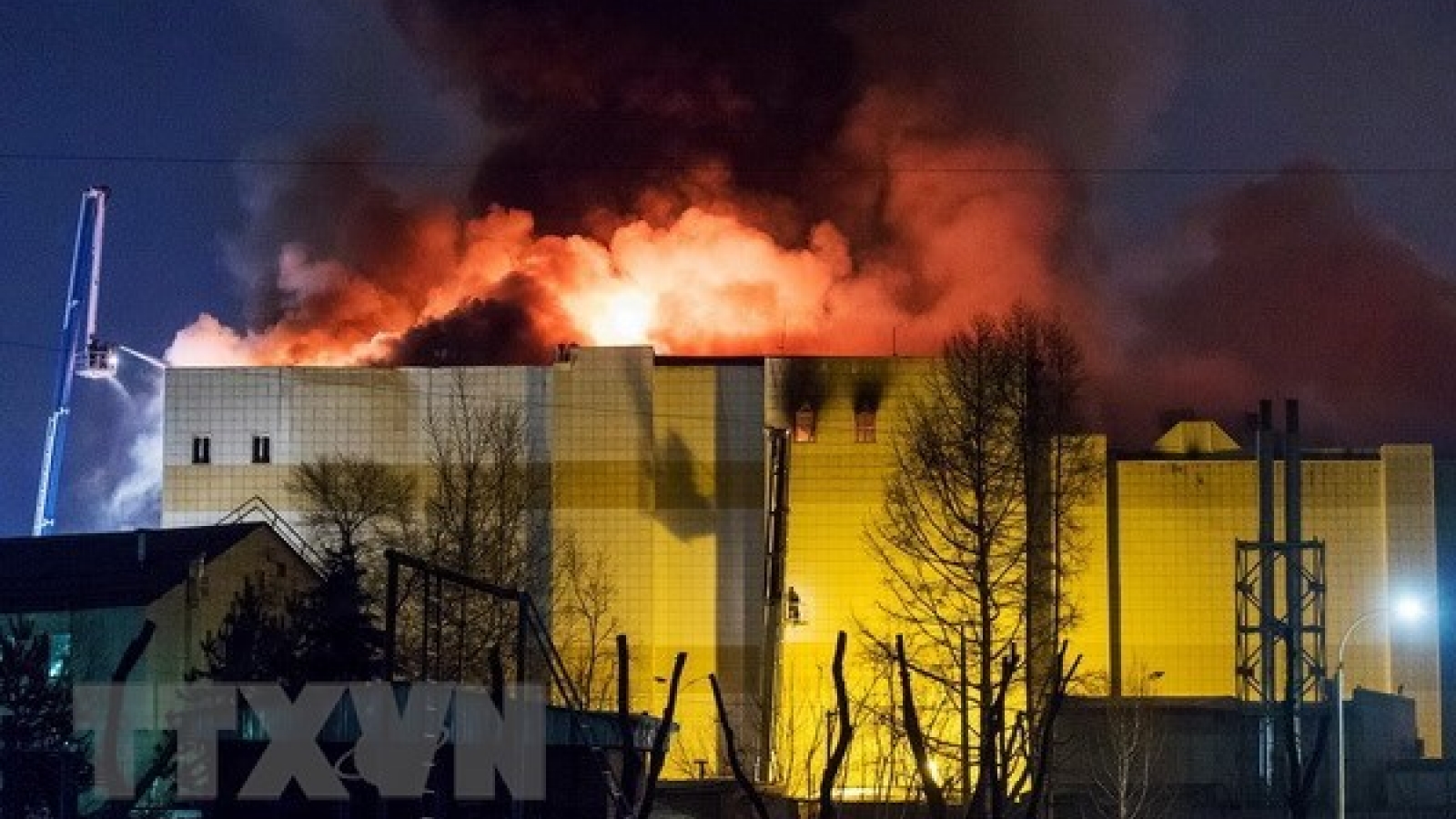 President condoles with Russian counterpart on shopping mall fire