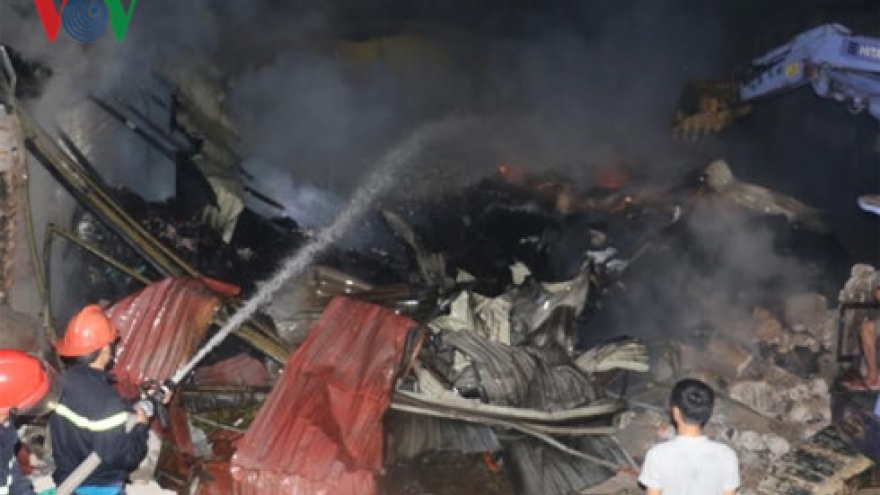 Fabric warehouse in northcentral Vietnam burns to the ground