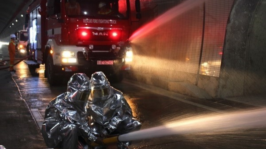 Fire-fighting and rescue rehearsal held at Ca Pass tunnel