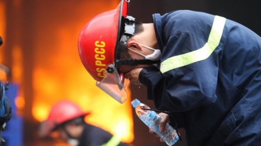 Amazing photos that’ll make you proud of firefighters
