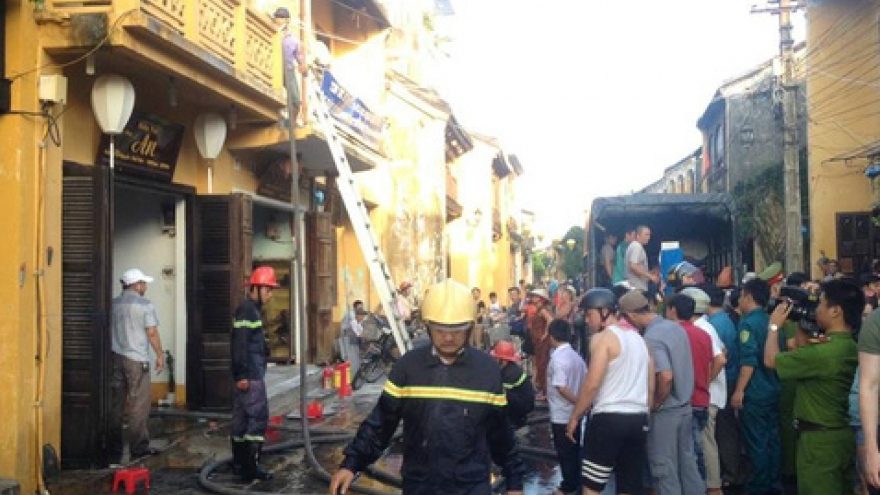 Ancient house catches fire in Hoi An