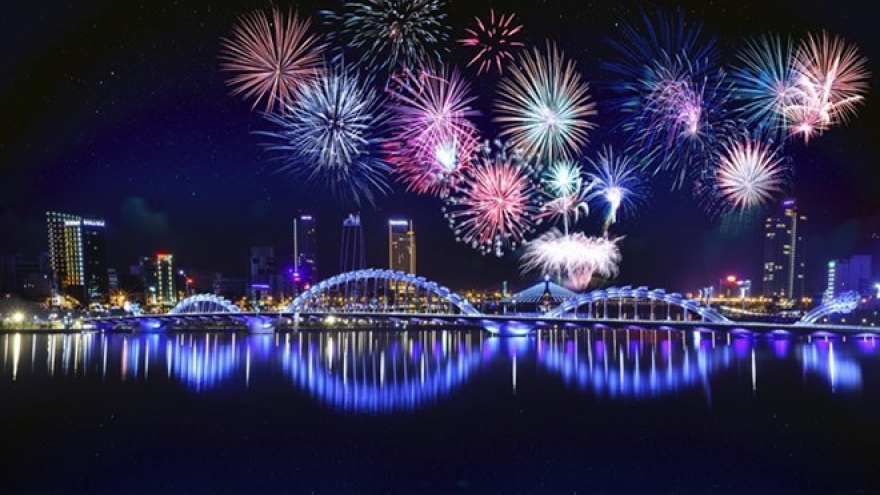 Danang launches int’l fireworks logo contest