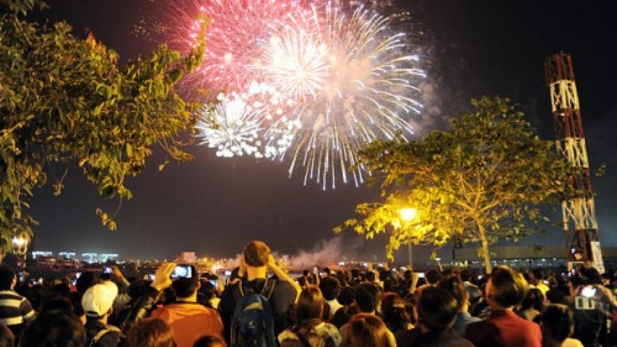 Secretariat turns down HCM City proposal on fireworks for Reunification Day