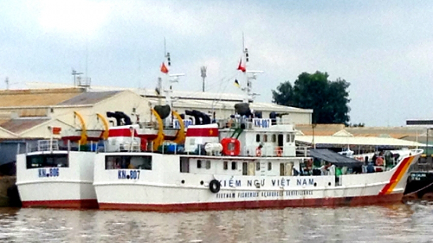 
        Vietnam to deploy more vessels to protect fishermen amid Chinese fishing ban
                              