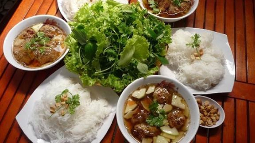 Five restaurants to taste Bun cha in Hanoi