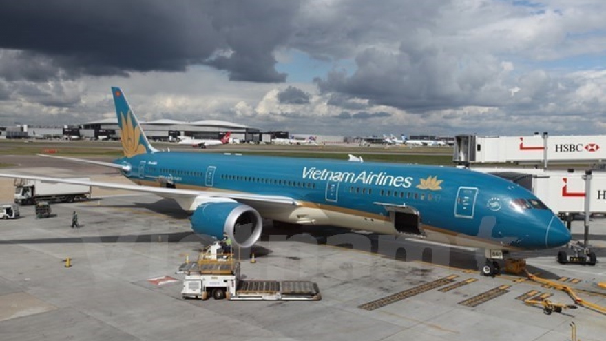 Vietnam Airlines delays flights from/to China due to storm