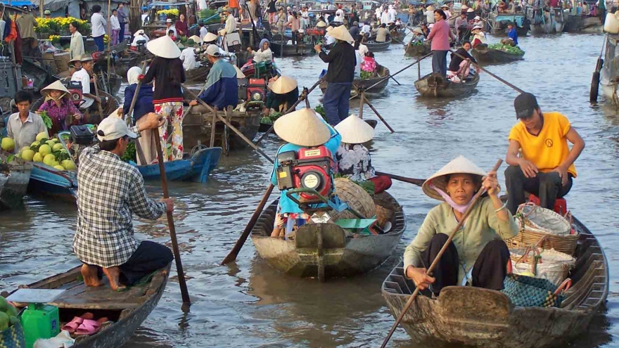 New life for Mekong floating market
