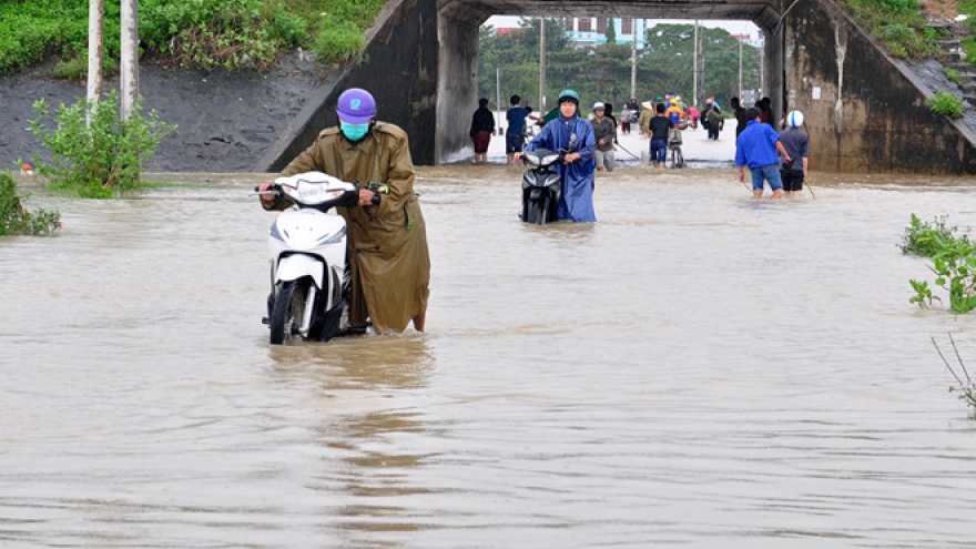 Two missing in severe floods in central provinces