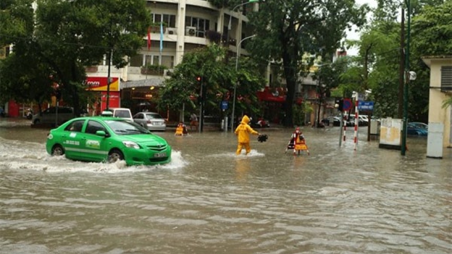 Hanoi’s flooding hotpots galore, officials warn