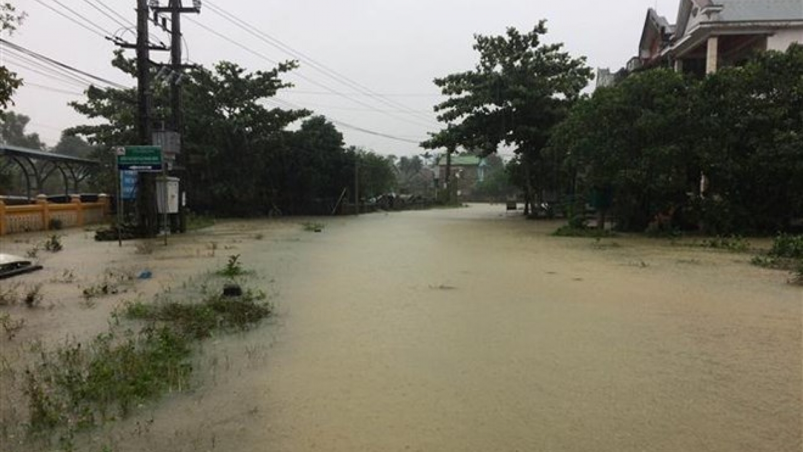 Russia offers US$5 mln aid to Vietnam in flood recovery