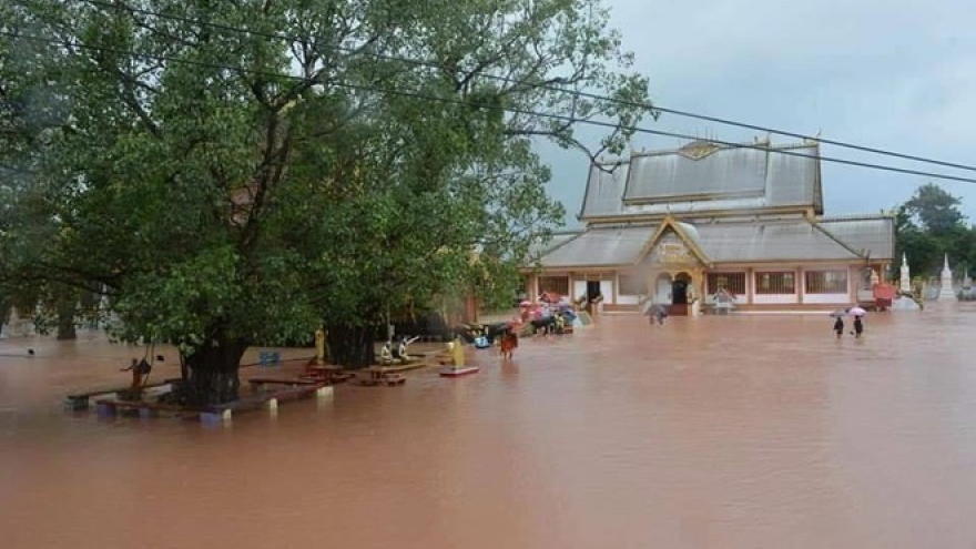 Leaders extend sympathies to Laos over losses by devastating floods