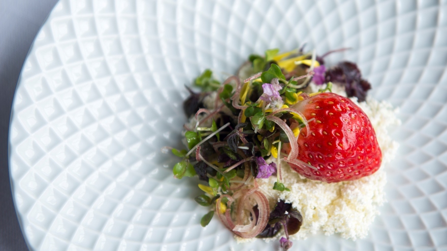 Hôtel des Arts Saigon: Japanese flavor with a French twist