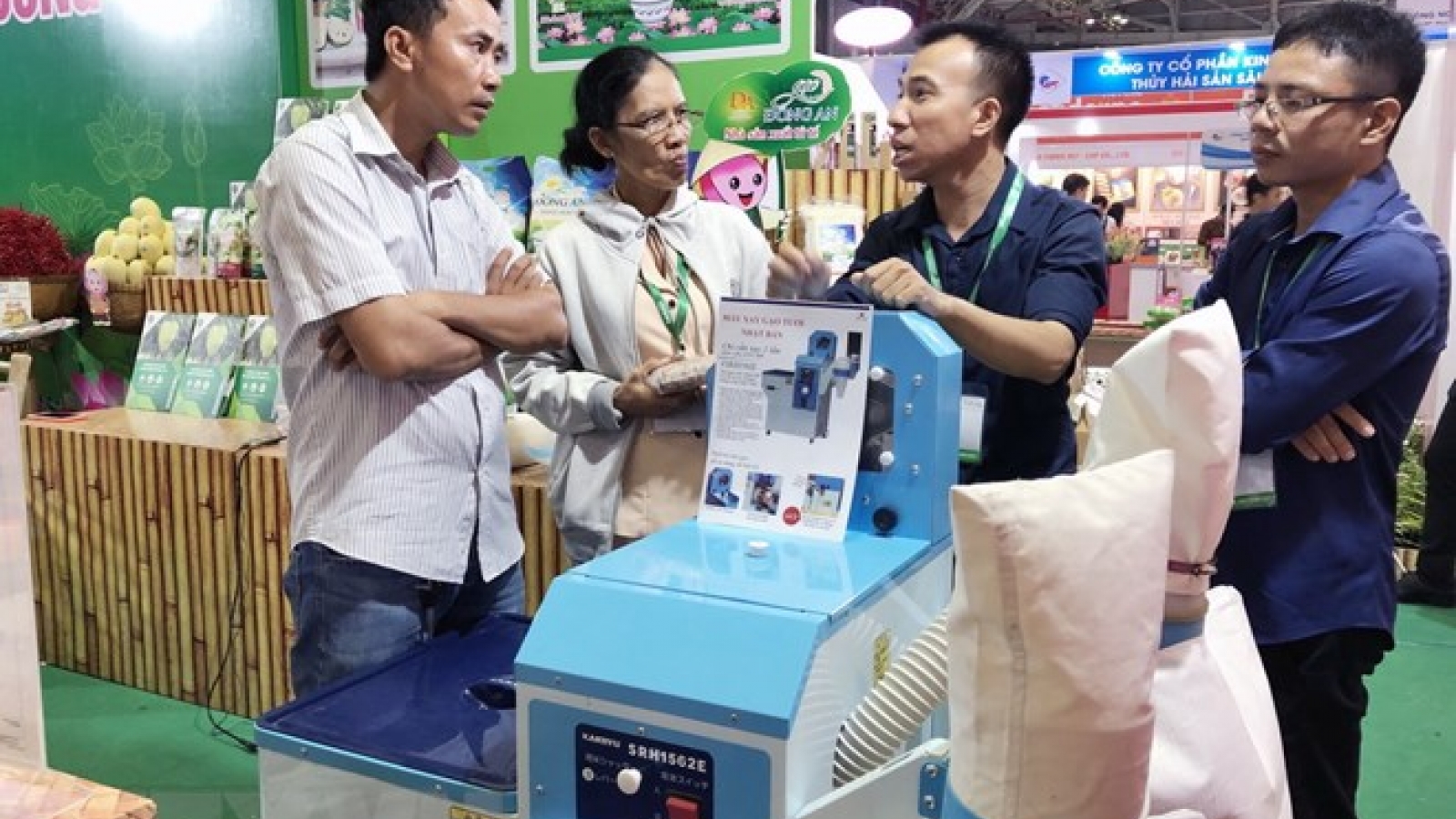 Int'l Food Industry Exhibition gets underway in HCM City