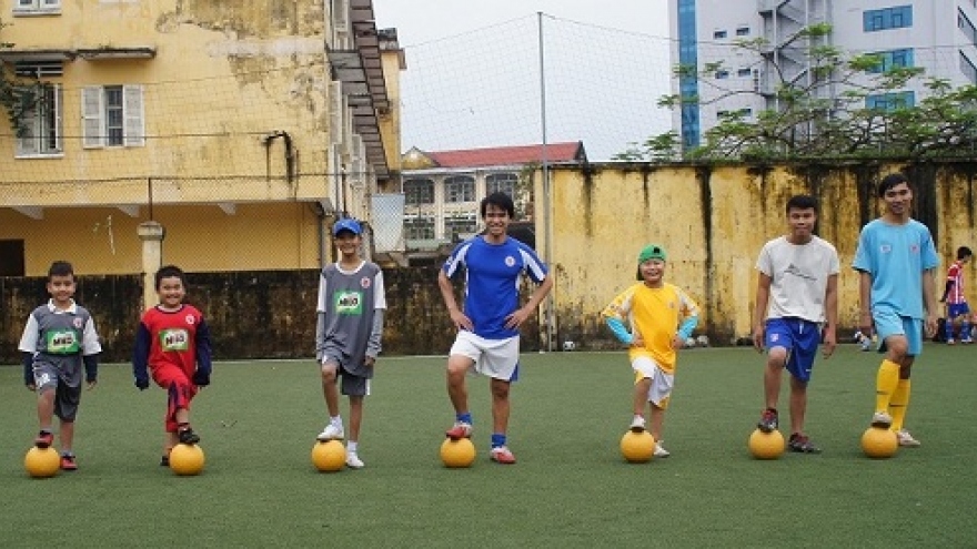 Norway supports children’s football in Vietnam