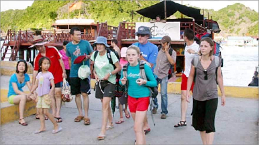 Foreign arrivals increase sharply in June