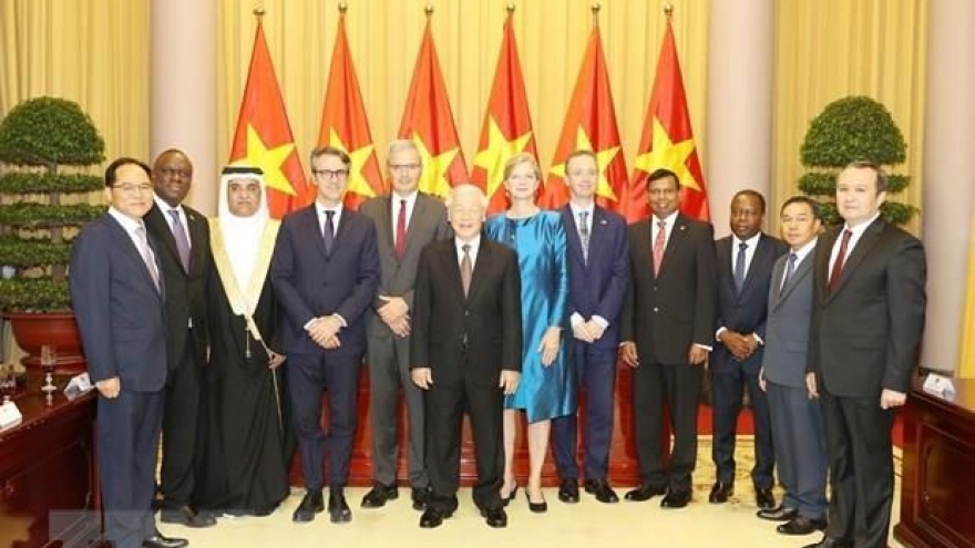 Party, State leader welcomes newly-accredited foreign ambassadors