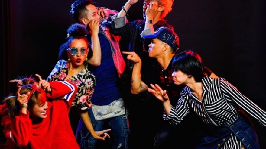 Urban Dance Group to feature US, Vietnamese dancers