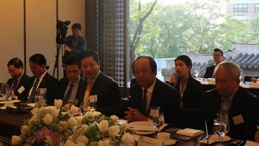 Vietnam always facilitates foreign investors: official