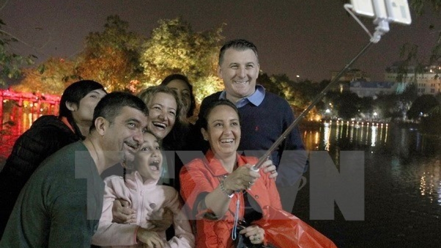 Online foreigner registration yields effective results