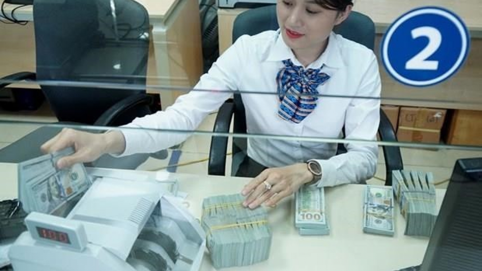 Forex rate under pressure of US-China trade tensions