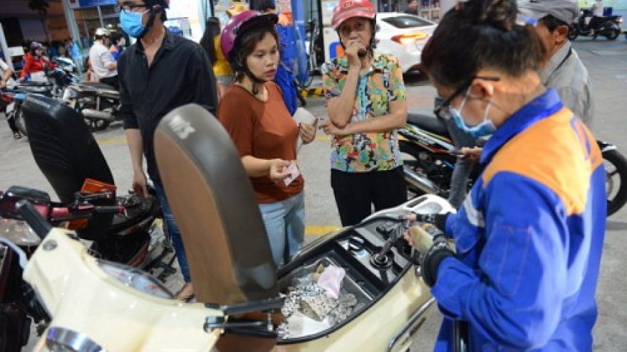 Vietnam ministry insists on exorbitant ‘environmental protection’ tax on fuel