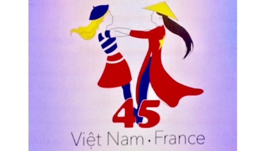 Vietnam, France look to stronger strategic partnership