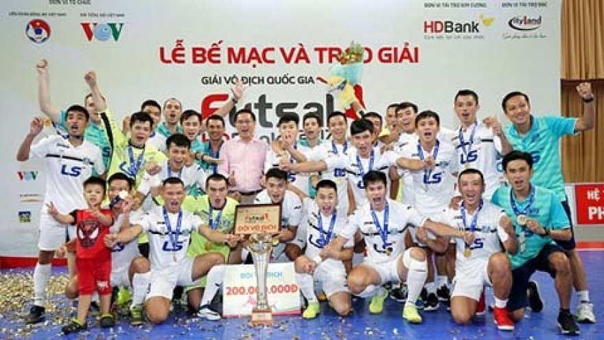 Thai Son Nam win national futsal champs