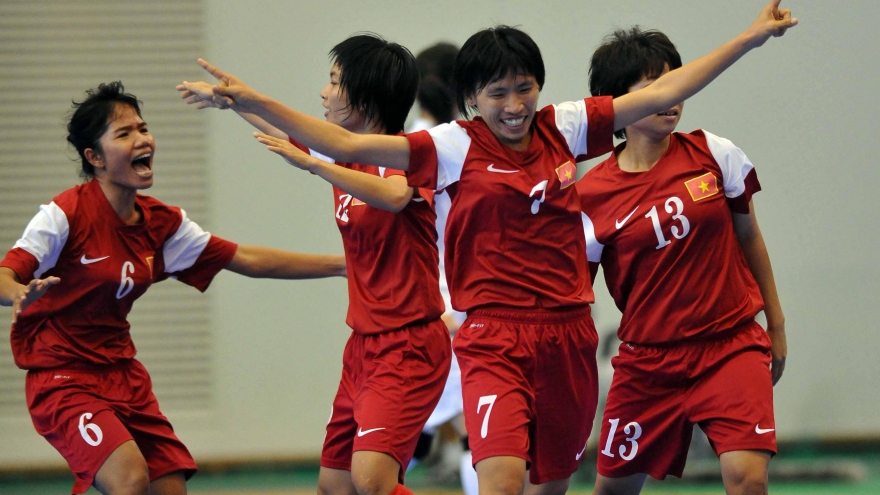 Female footballers compete at ASEAN Futsal