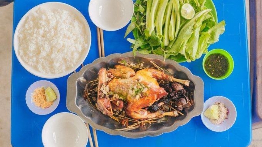 A Khmer recipe for delicious, fragrant grilled chicken